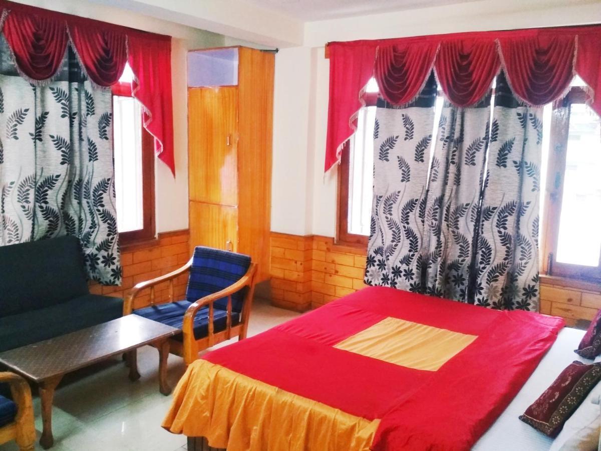 Hotel Snow Mountain Mall Road Manali  Exterior photo