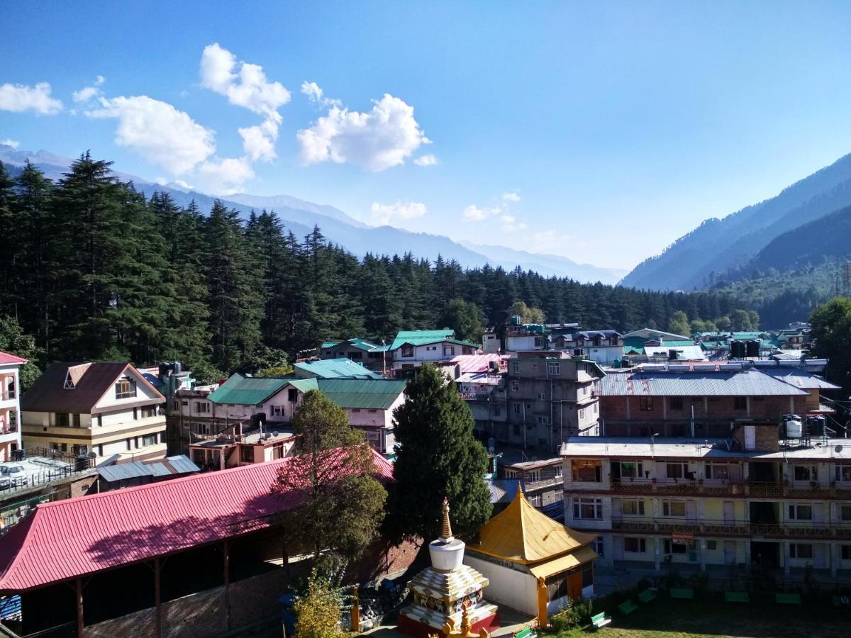 Hotel Snow Mountain Mall Road Manali  Exterior photo